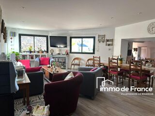 Vente Maison Secteur RIGNAC / LANUEJOULS maison de village 131 m² avec jardin et garage double Anglars saint felix