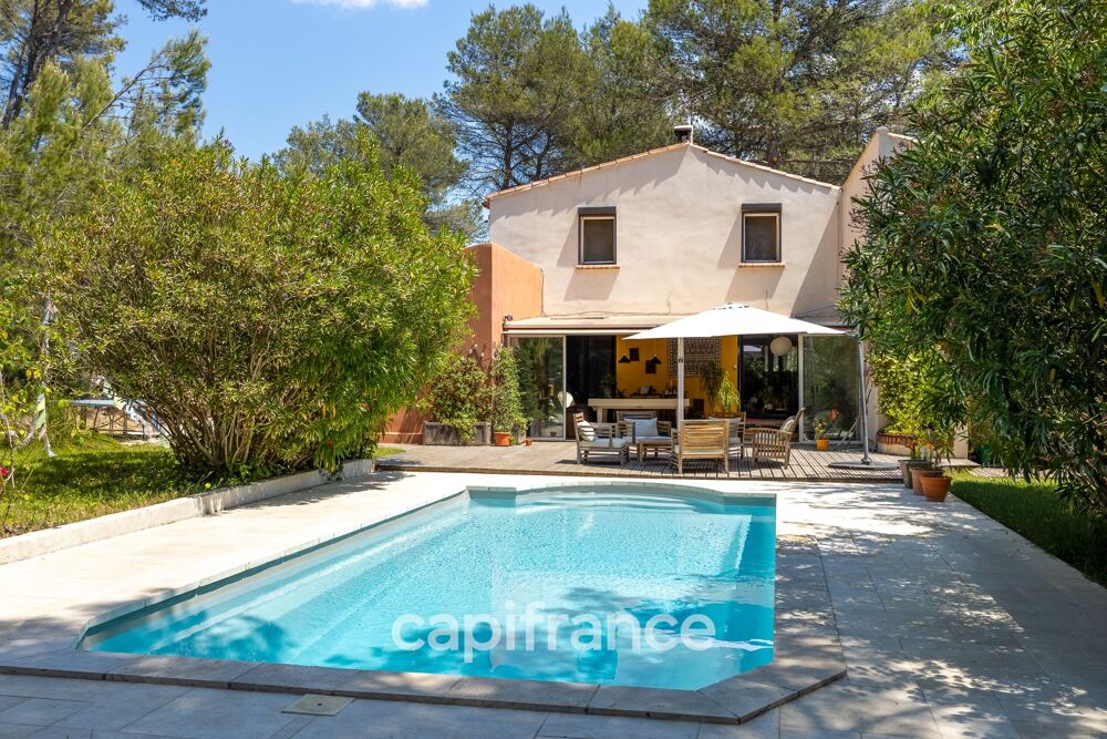 Maison à vendre 7 pièces avec T2 indépendant à Fuveau avec jardin