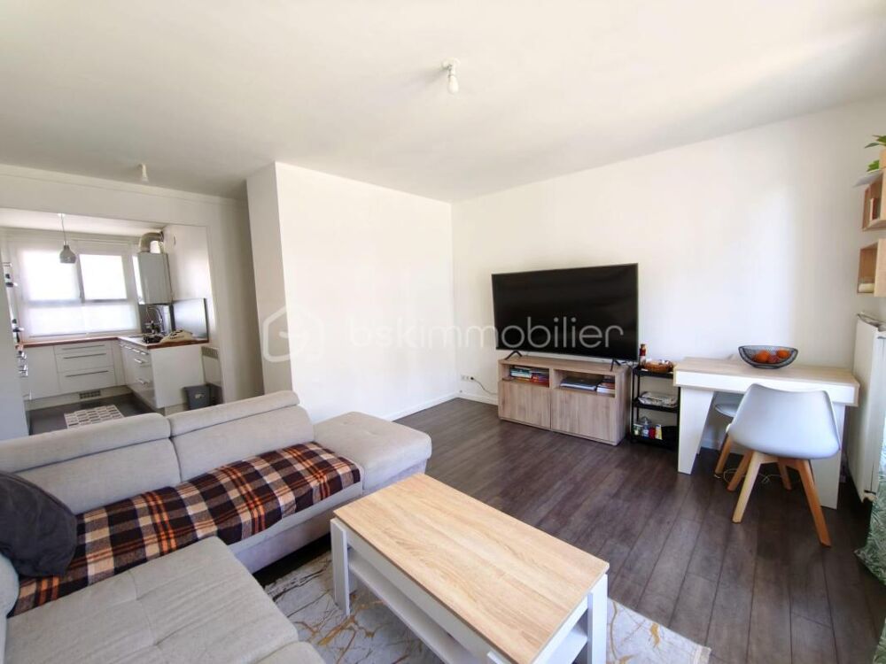 ORLÉANS SAINT-MARCEAU  T3 60 M², BALCON, CAVE ET PARKING
