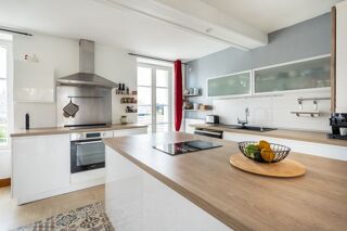  Proprit/chteau  vendre 15 + pices 249 m