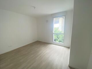  Appartement à louer 3 pièces 63 m²