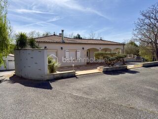  Maison  vendre 6 pices 218 m