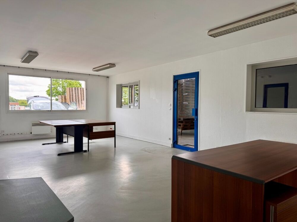 Vente Immeuble Entrepôt de stockage + bureaux Evreux