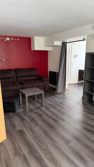  Appartement à louer 1 pièce 35 m²