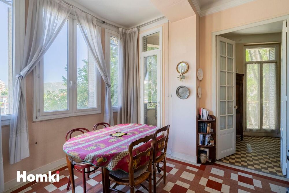 Appartement T3 de 84 m² à Marseille 13004, Boulevard Chave