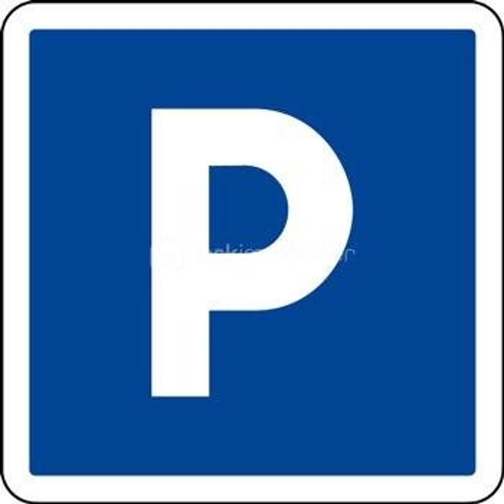 Vente Parking/Garage Place de parking extérieure – Résidence Grand Siècle à Versailles Versailles
