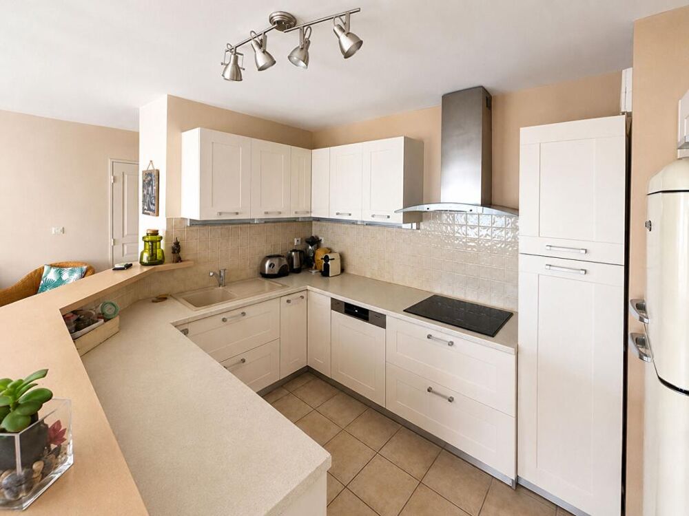 Vente Appartement Appartement Hyères 4 pièce(s) 95 m2 Hyeres