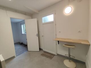  Appartement à louer 1 pièce 17 m²