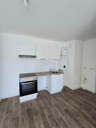  Appartement à louer 3 pièces 61 m²