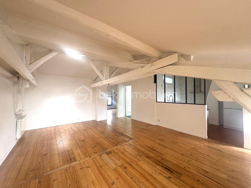 Vente Appartement TOULOUSE (31500) - VENTE T2 DANS IMMEUBLE ANCIEN - PETITE TERRASSE - CELLIER Toulouse