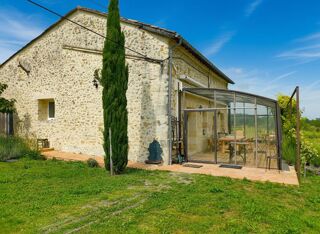  Propriété/château à vendre 12 pièces 300 m²