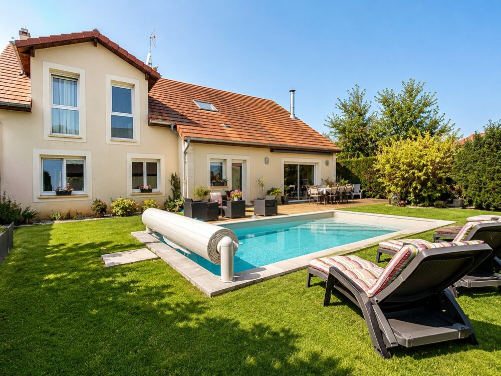 Maison 8 pièces 236 m² · à Augny · 236 m² · 499 500 €