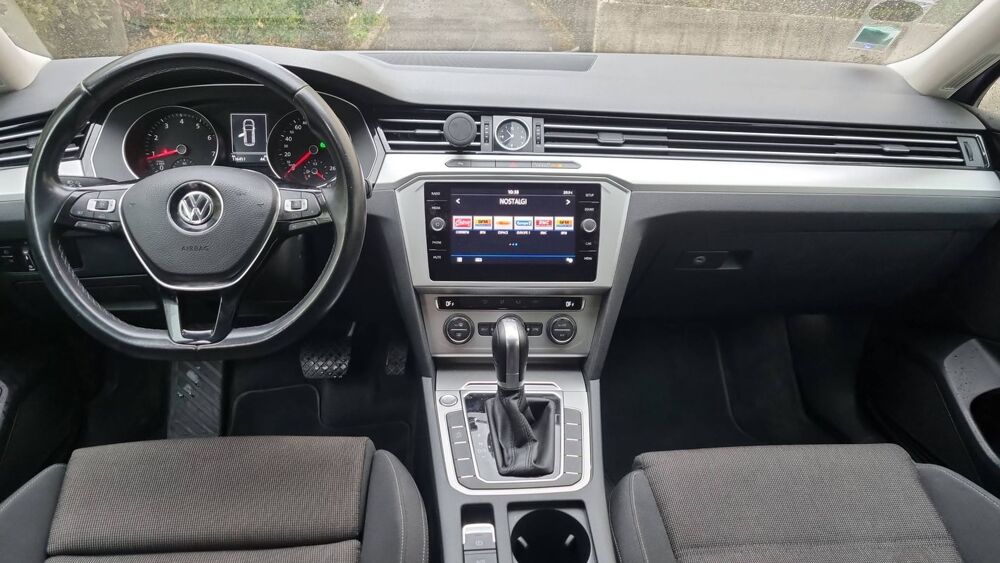Passat VIII 1.4 TSI 150 DSG7 Confortline Business - Automatique 2018 occasion 69007 Lyon