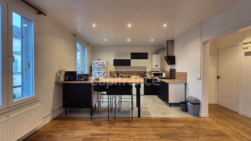 Vente Appartement Appartement à vendre - 3 pièces avec Terrasse, Stationnement et Local de rangement à ETAMPES (91) Etampes