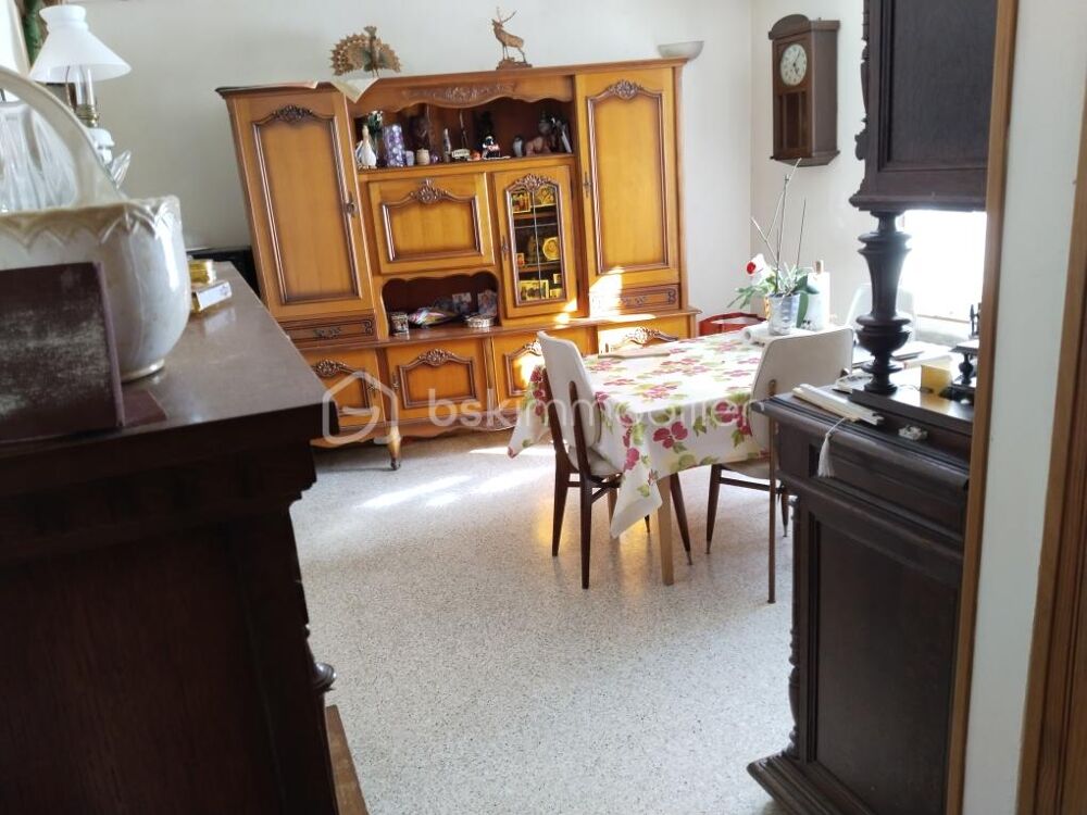 Vente Maison Maison mitoyenne 80 m² avec fort potentiel + jardin au calme Lagny le sec