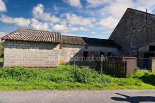  Remise / Grange à vendre 5 pièces 350 m²