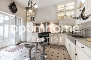  Maison à vendre 8 pièces 323 m²