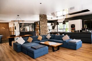  Maison à vendre 4 pièces 360 m²