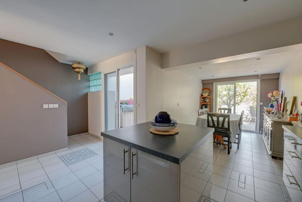 Vente Maison Maison T6 de 144 m² à Nanterre 92000 Nanterre