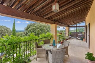  Maison à vendre 12 pièces 256 m²