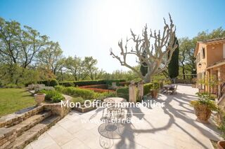  Propriété/château à vendre 8 pièces 325 m²