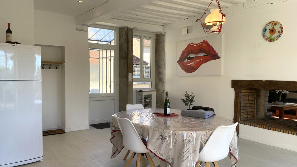 Vente Maison Maison entièrement rénovée – Charme, confort et tranquillité à la campagne -4 chambres- Jardin-GUILLON (89) Guillon