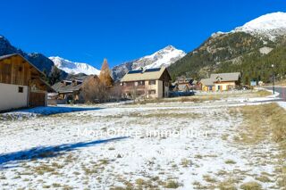  Terrain à vendre 5 pièces 800 m²