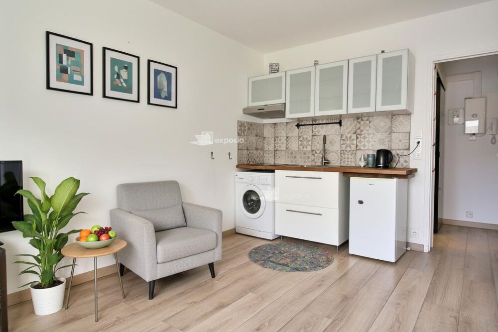 Vente Appartement Coquet studio expo SUD coeur Bandol - 165 000 Bandol