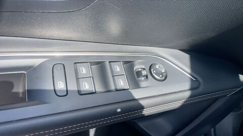 3008 1.6 Hybrid 225 e-EAT8 GT - Automatique Toit ouvrant 2023 occasion 88000 Epinal