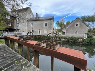  Moulin  vendre 14 pices 600 m Tours