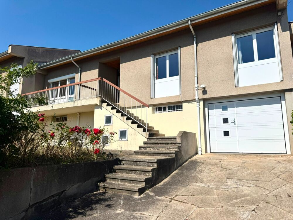 SAINT-JEAN-BONNEFONDS  Maison familiale de 120 m² avec jardin, terrasse et garage