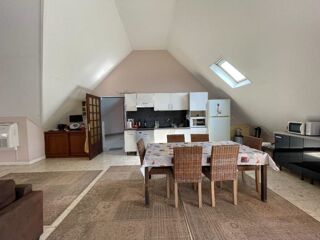  Appartement � vendre 4 pi�ces 136 m�