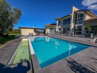  Villa � vendre 8 pi�ces 226 m�