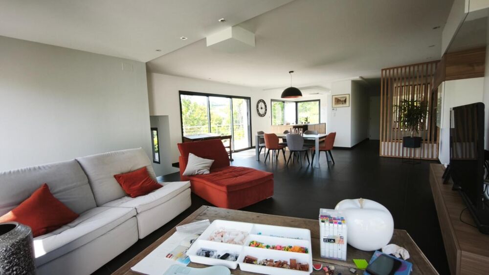 Vente Maison En exclusivité – Maison d'architecte récente à Gugney-aux-Aulx – 329 000 € Gugney aux aulx