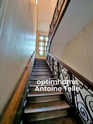  Immeuble  vendre 15 + pices 357 m