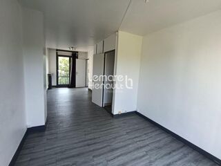  Appartement à louer 2 pièces 45 m²