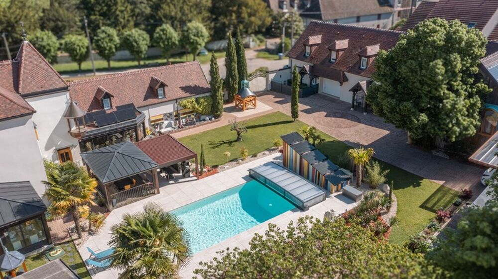 Vente Maison PROPRIETE ARC SUR TILLE DE 594 M2 SUR TERRAIN DE 2411 M2 Arc sur tille