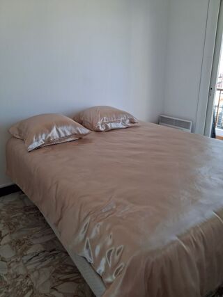  Appartement à louer 2 pièces 55 m²