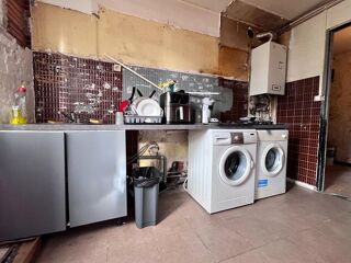 Vente Appartement Appartement T3  de 61 m² à rénover, dans le secteur prisé du moulin à vent en rez-de-chaussée Perpignan