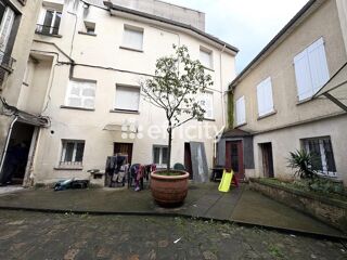  Immeuble à vendre 242 m²