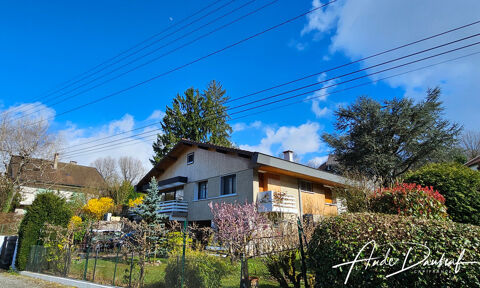   Saint-Jorioz - Villa r�nov�e 7 pi�ces - 4 chambres - Petite vue lac d'Annecy Maison - 7 pi�ce(s) - 174 m�