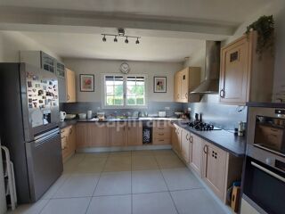  Maison � vendre 8 pi�ces 244 m�