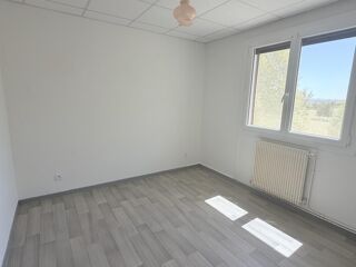  Appartement à louer 3 pièces 57 m²