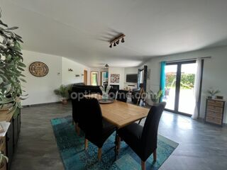  Maison  vendre 9 pices 244 m