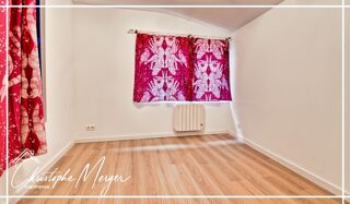  Appartement à louer 2 pièces 63 m²