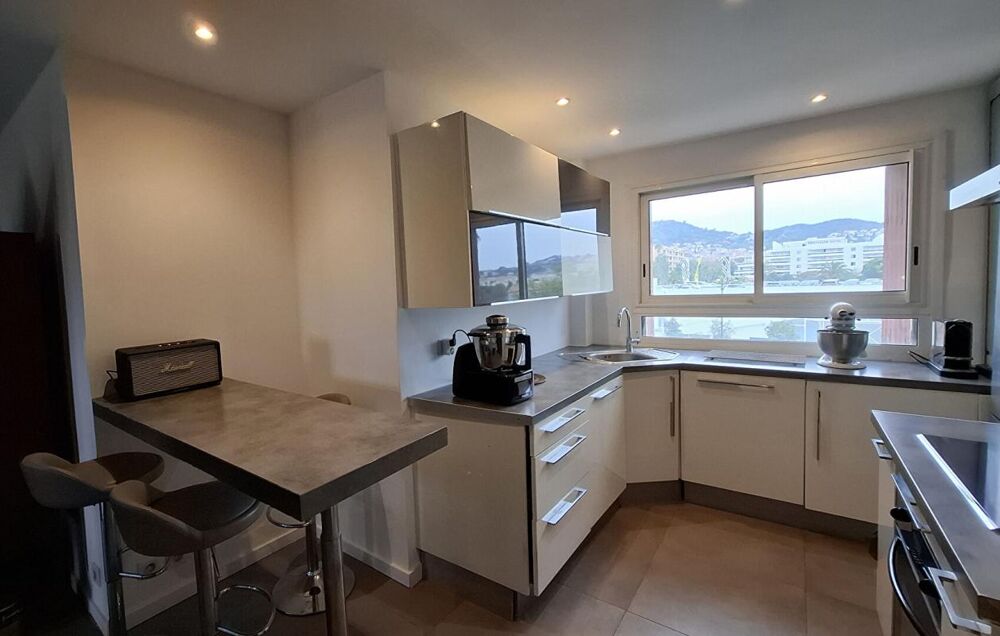 Vente Appartement Hyères Olbius Riquier Appartement 58 m² traversant et lumineux Hyeres