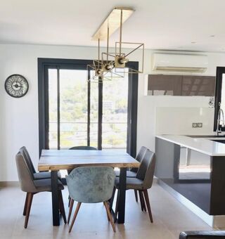  Maison  vendre 5 pices 169 m