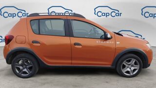 Sandero 0.9 TCe 90 Stepway Explorer - Entretien constructeur 2017 occasion 86100 Chatellerault