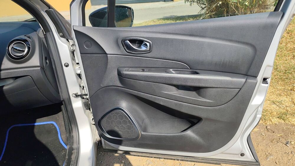 Captur (1) 1.5 dCi 90 EDC 6 Intens - Automatique 2019 occasion 20200 Bastia