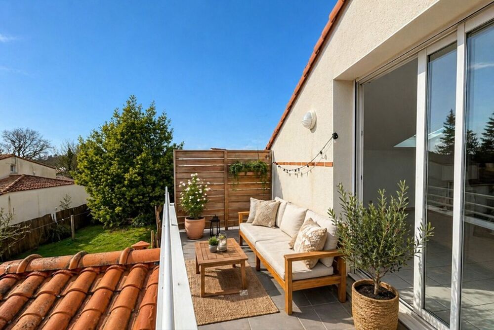 44210 PORNIC - IDÉALEMENT SITUÉ - 3 PIECES - 58M2 - TERRASSE - LUMINEUX - DERNIER ETAGE -VUE DEGAGEE - PARKING - CALME ABSOLU -